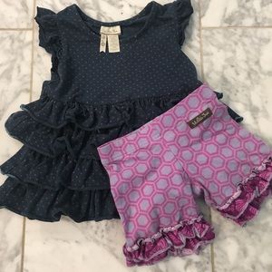 Matilda Jane Size 4 shorties and tunic top